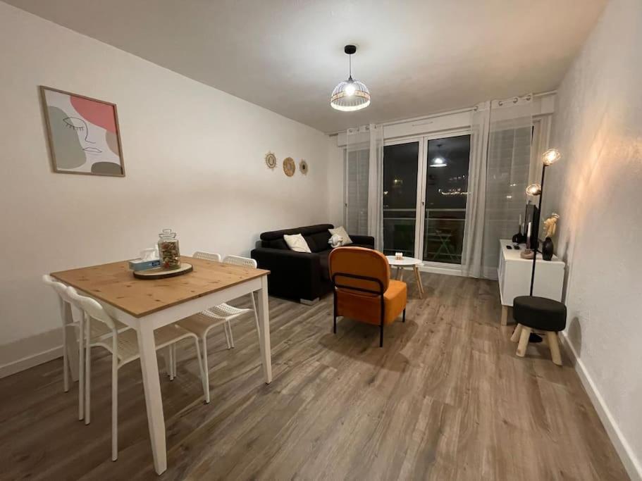 Appartement Cosy A Cenon, Proche Transports Exterior photo